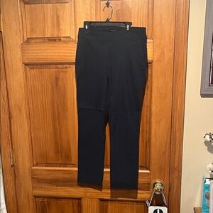 RW&CO. Navy Cropped Trousers